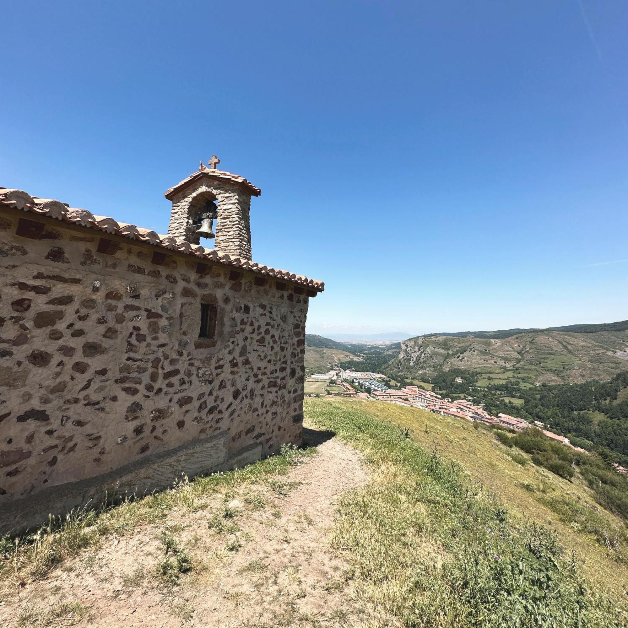 Apartamentos Turisticos Real Valle Ezcaray Zorraquín Exteriér fotografie