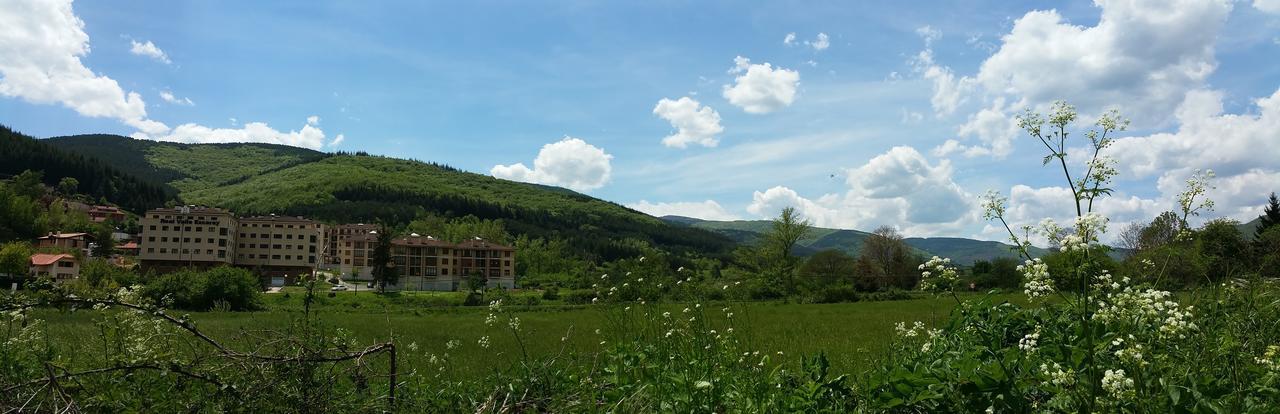 Apartamentos Turisticos Real Valle Ezcaray Zorraquín Exteriér fotografie